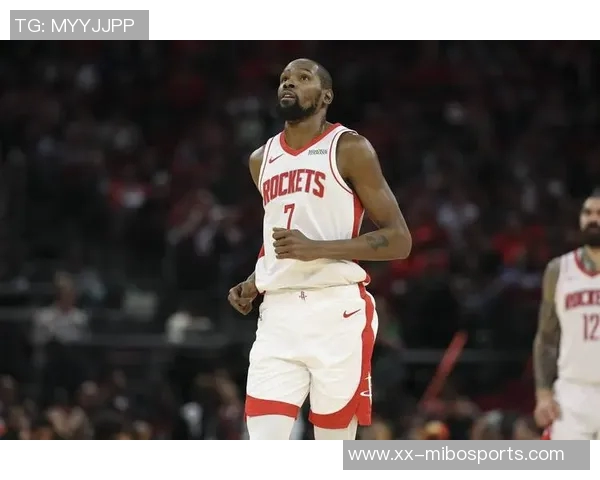 杜兰特拼尽全力31分钟砍27分却无缘末节出场的无奈时刻